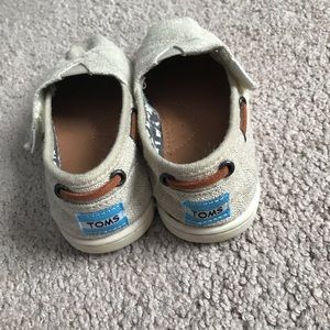 Toddler toms